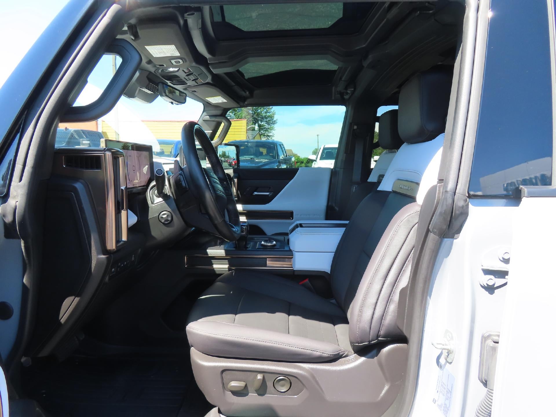 2025 GMC HUMMER EV SUV 2X