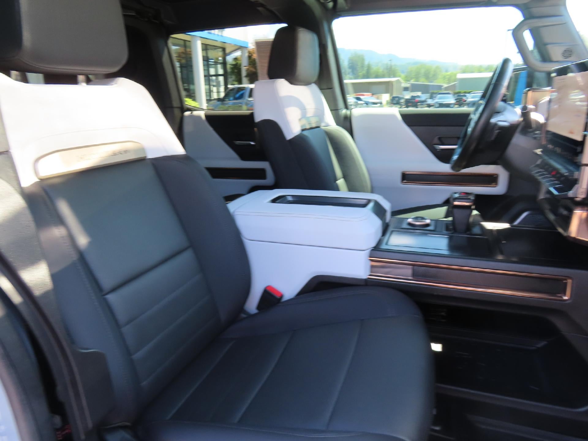2025 GMC HUMMER EV SUV 2X