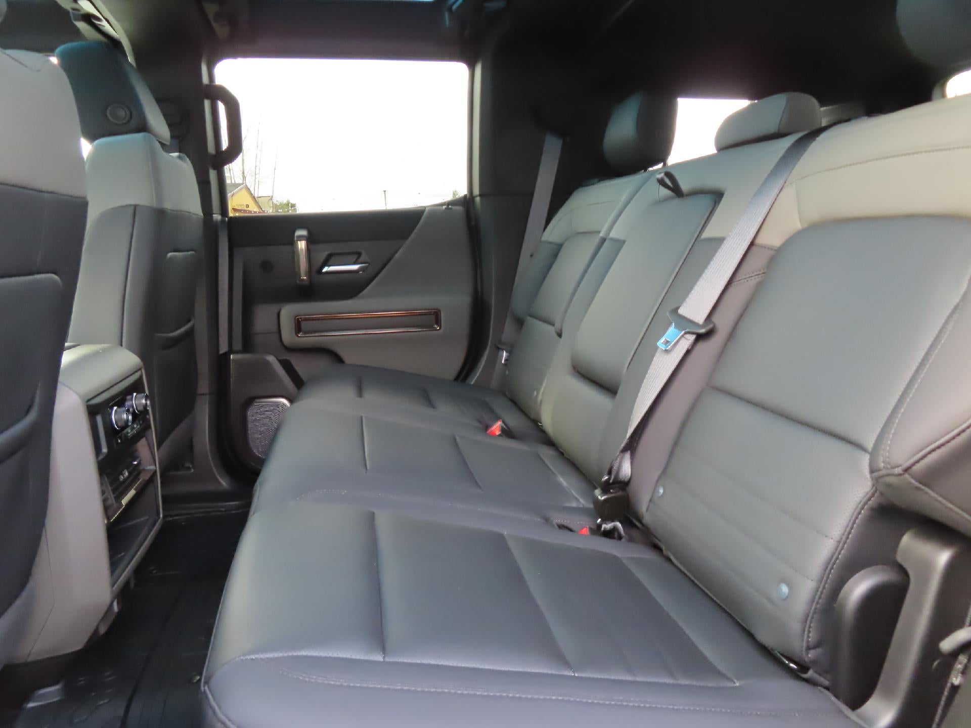 2024 GMC HUMMER EV SUV 2X