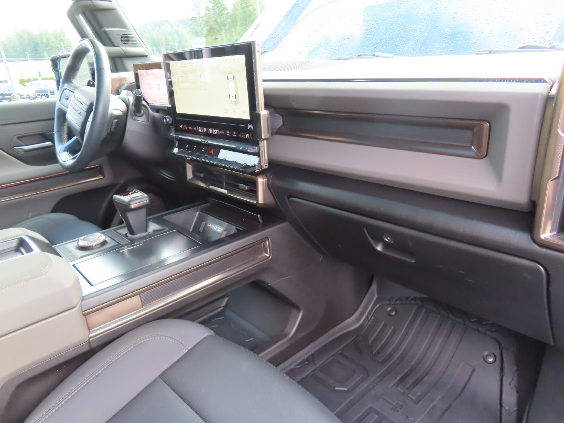 2024 GMC HUMMER EV SUV 2X