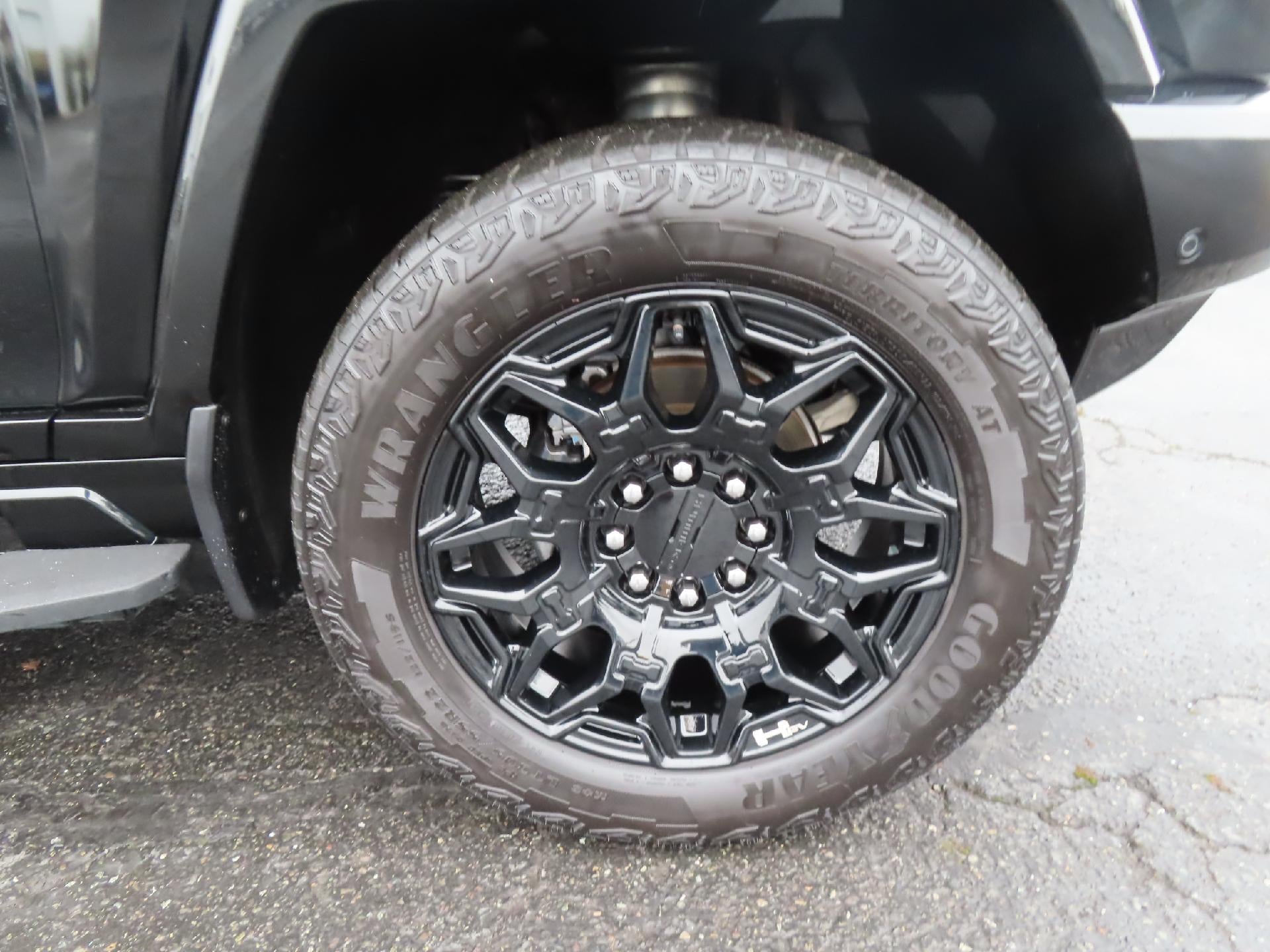 2025 GMC HUMMER EV SUV 2X