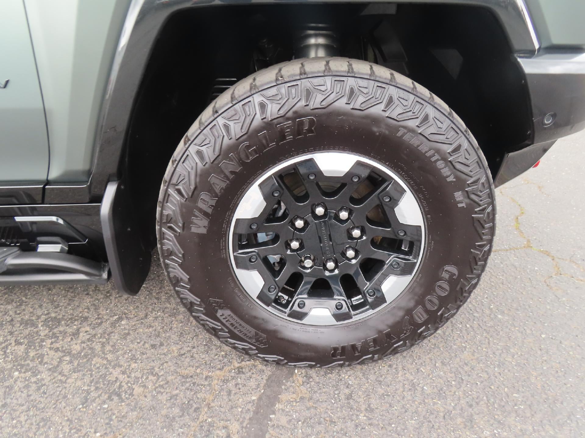 2024 GMC HUMMER EV SUV 3X