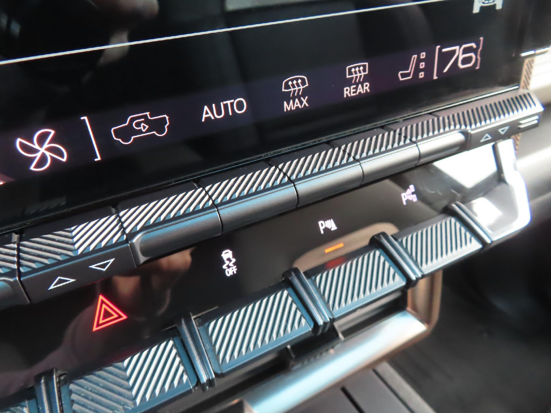 2024 GMC HUMMER EV SUV 3X