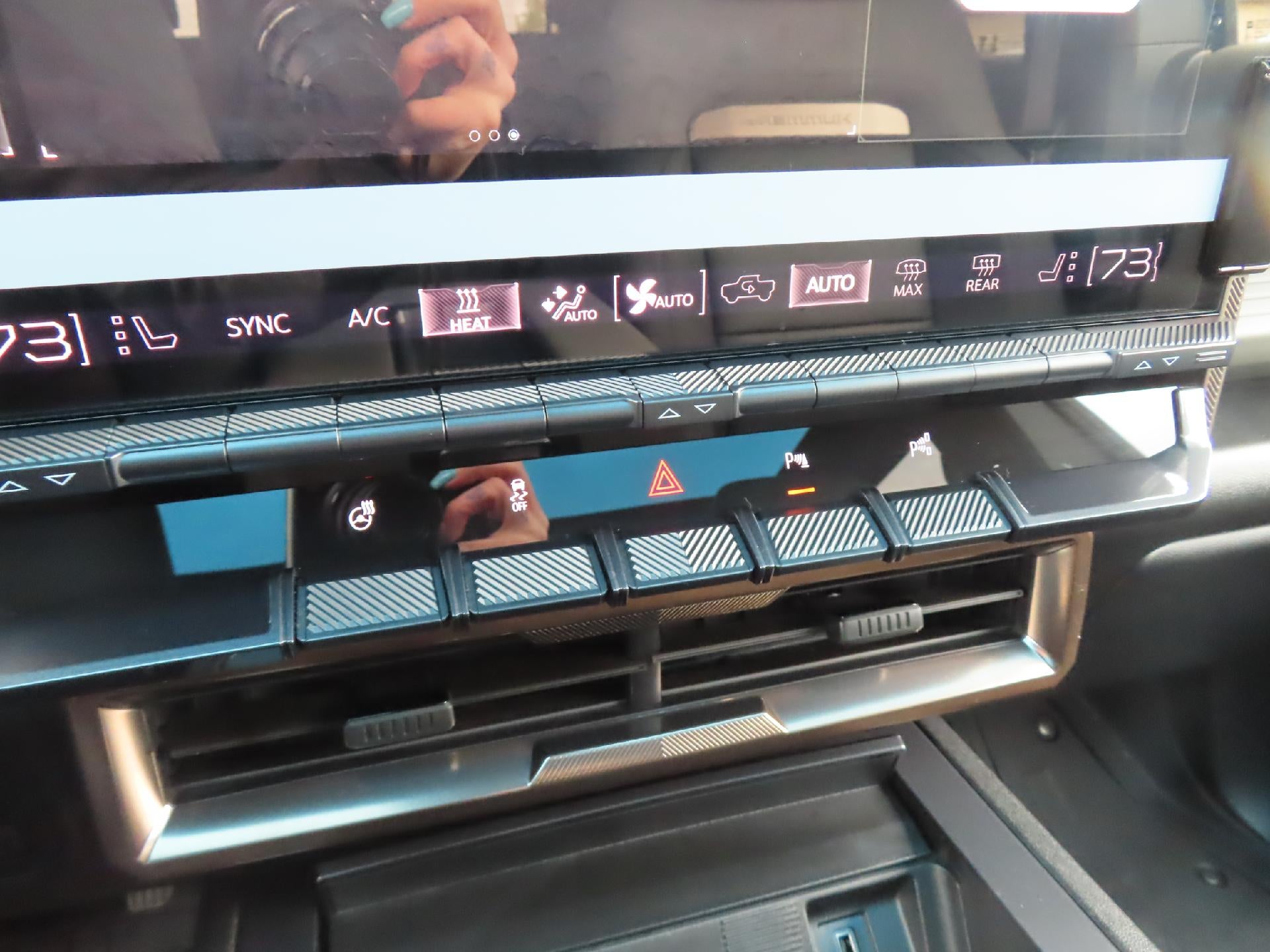 2024 GMC HUMMER EV SUV 3X