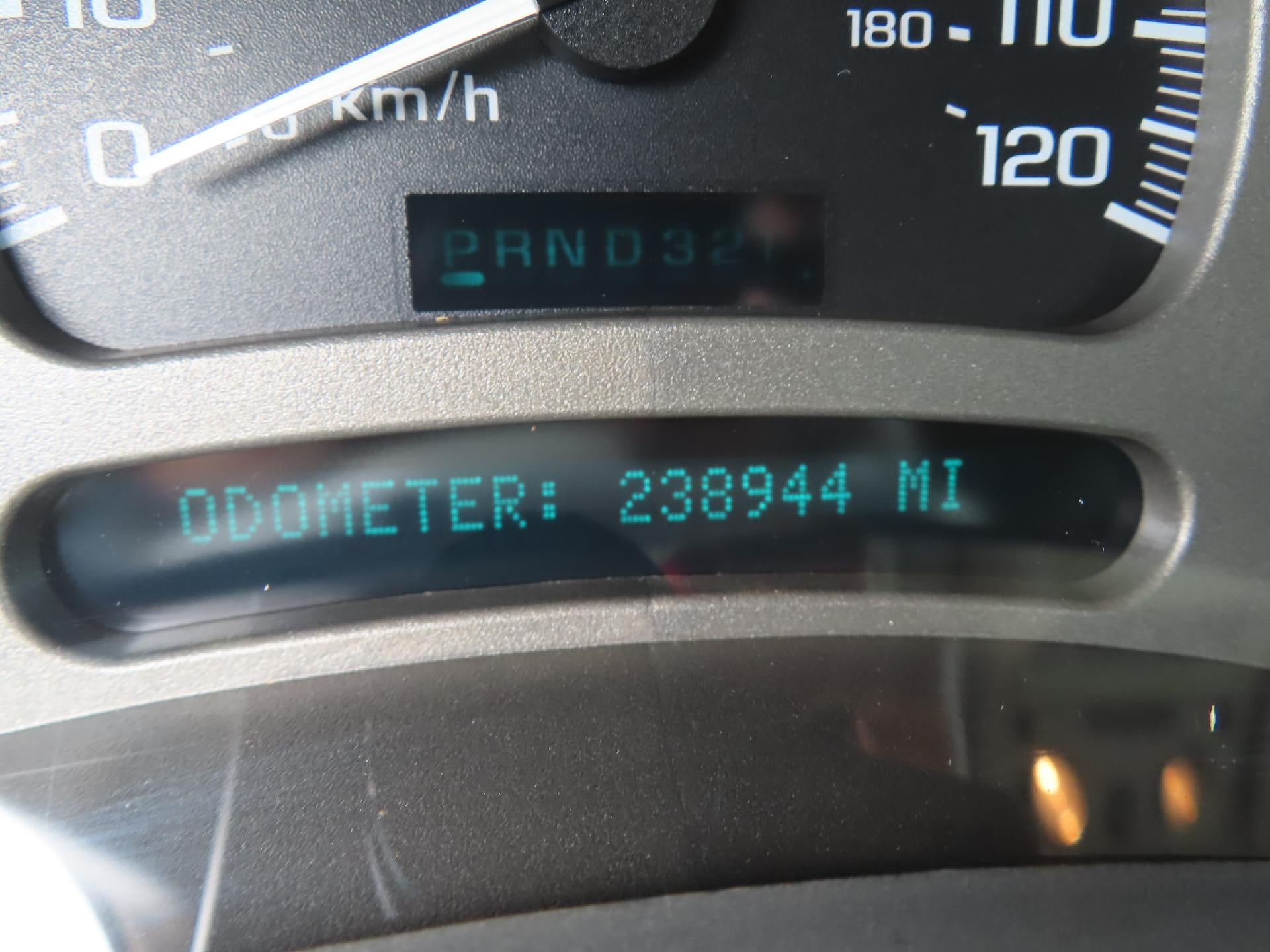 2004 GMC Yukon Denali