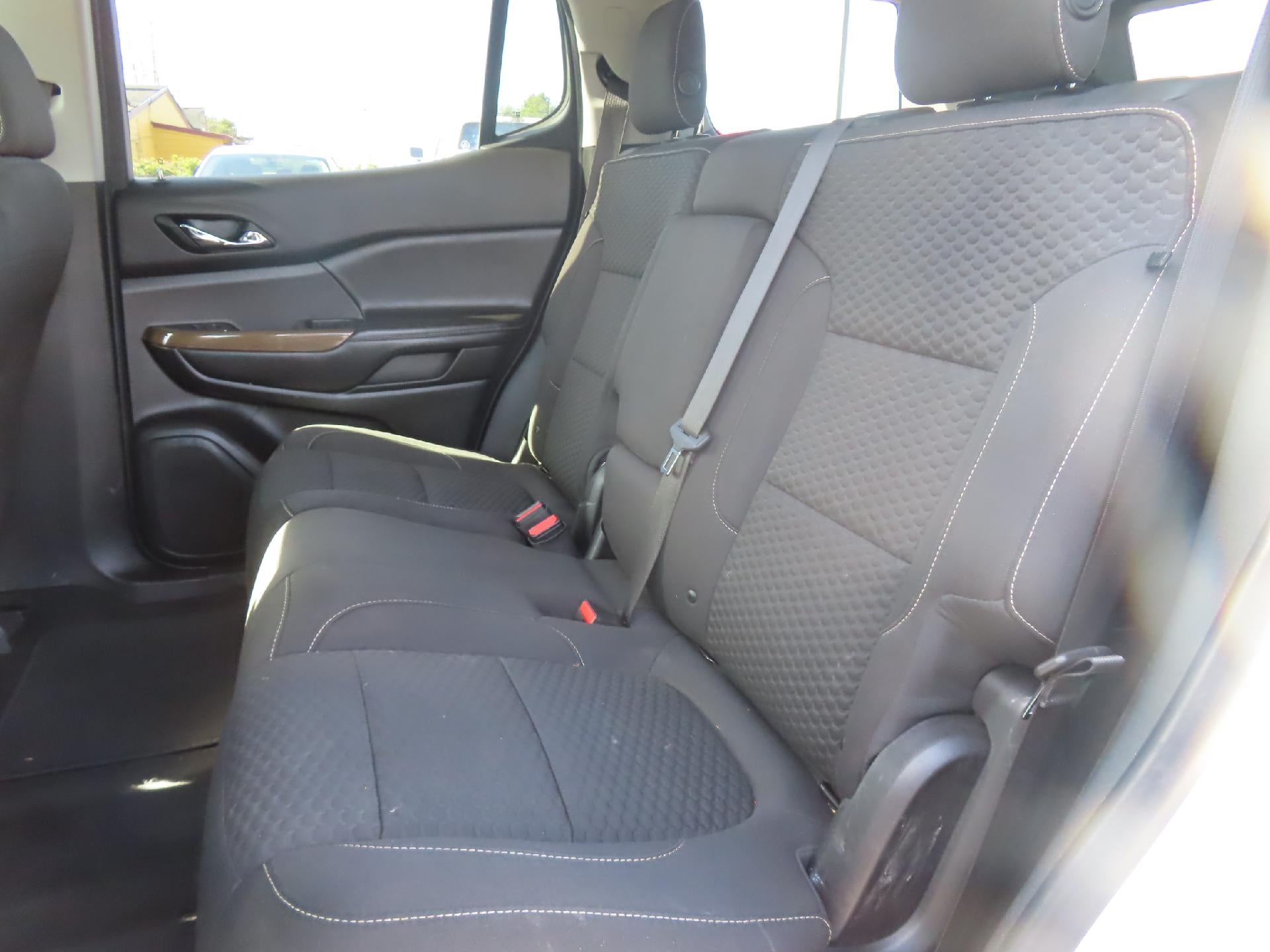 2019 GMC Acadia SLE-2