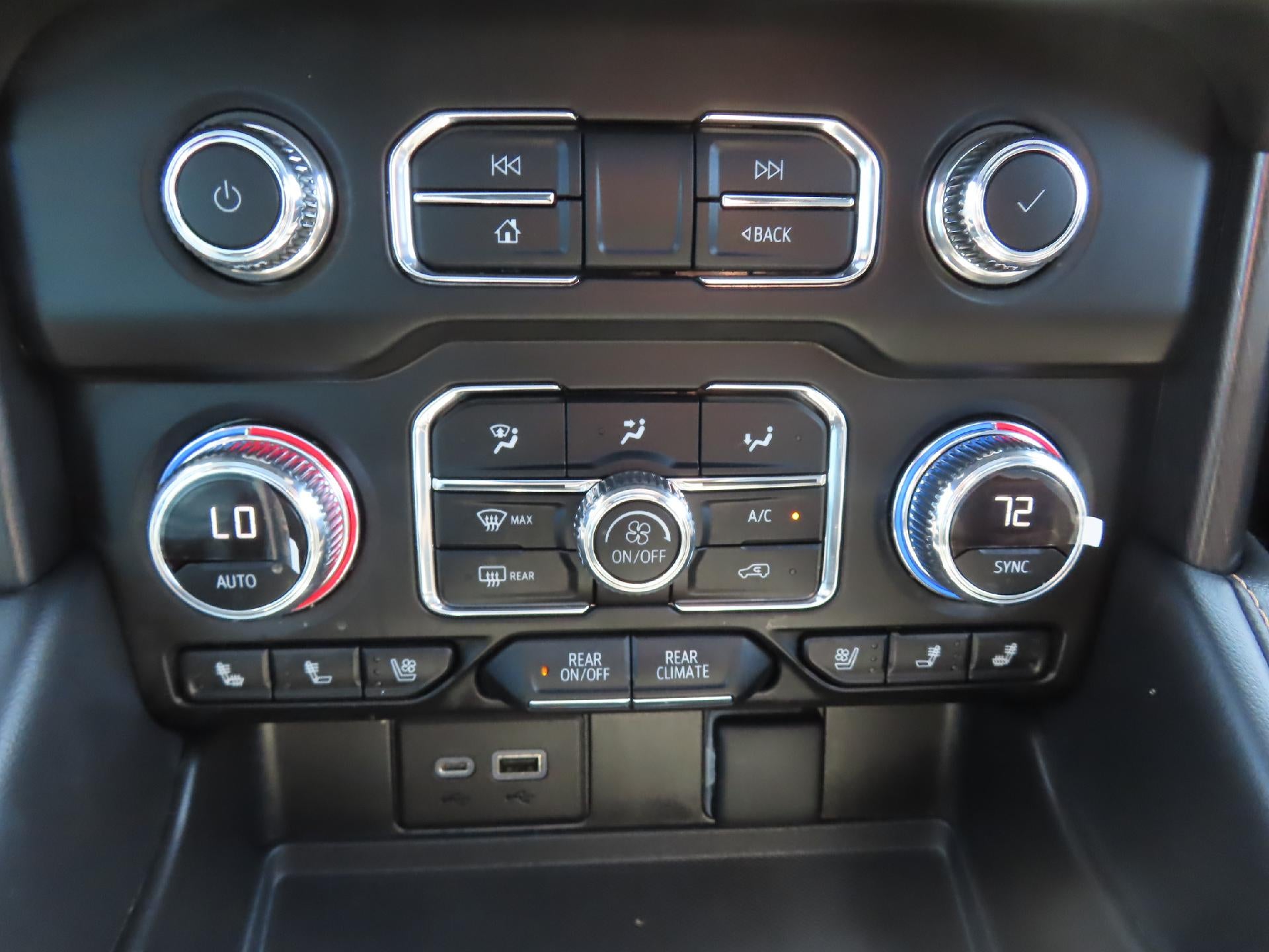 2023 GMC Yukon AT4