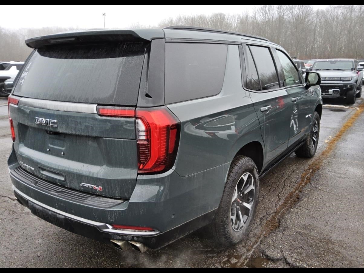 2025 GMC Yukon AT4