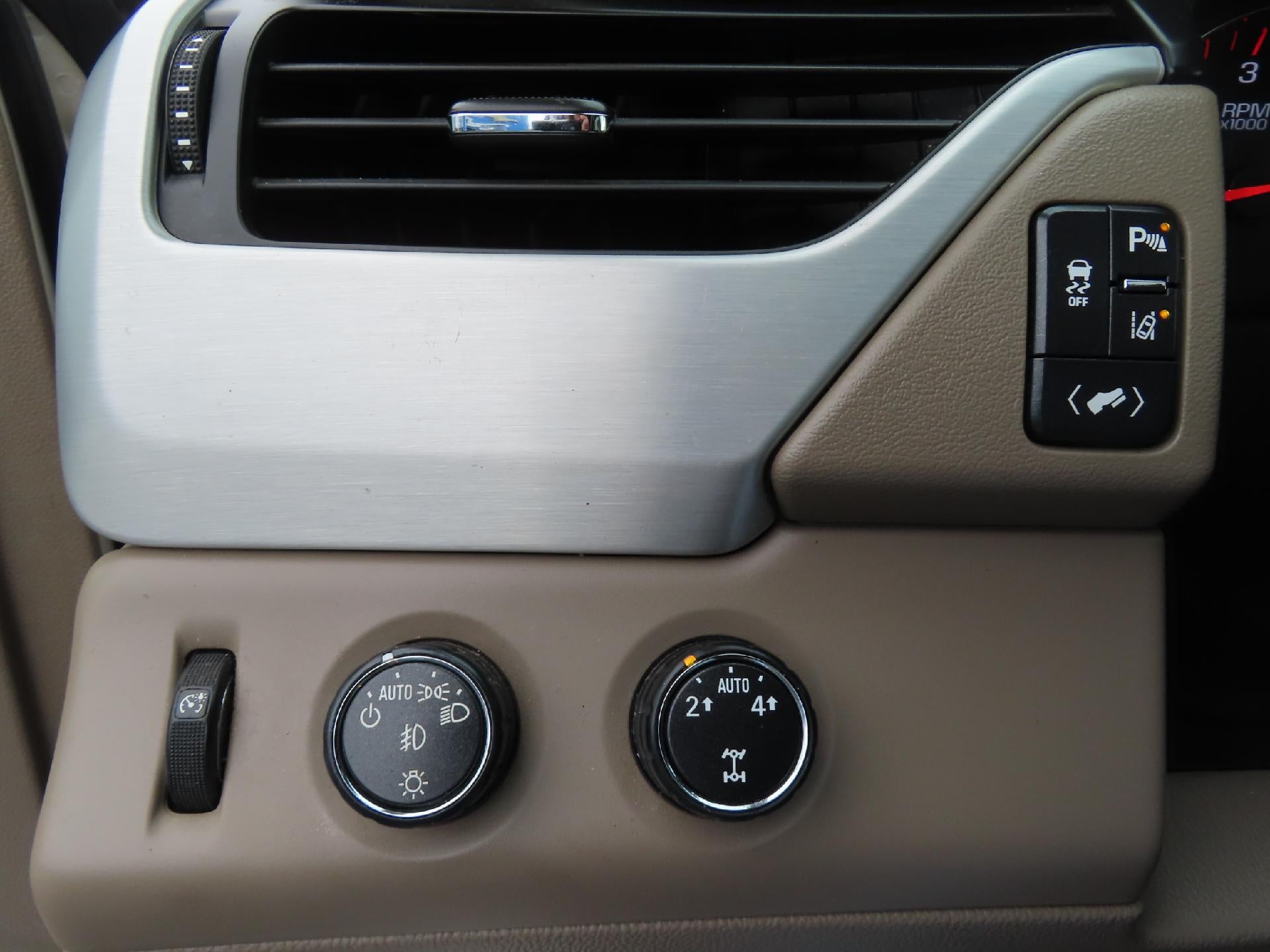 2015 GMC Yukon XL SLT 1500