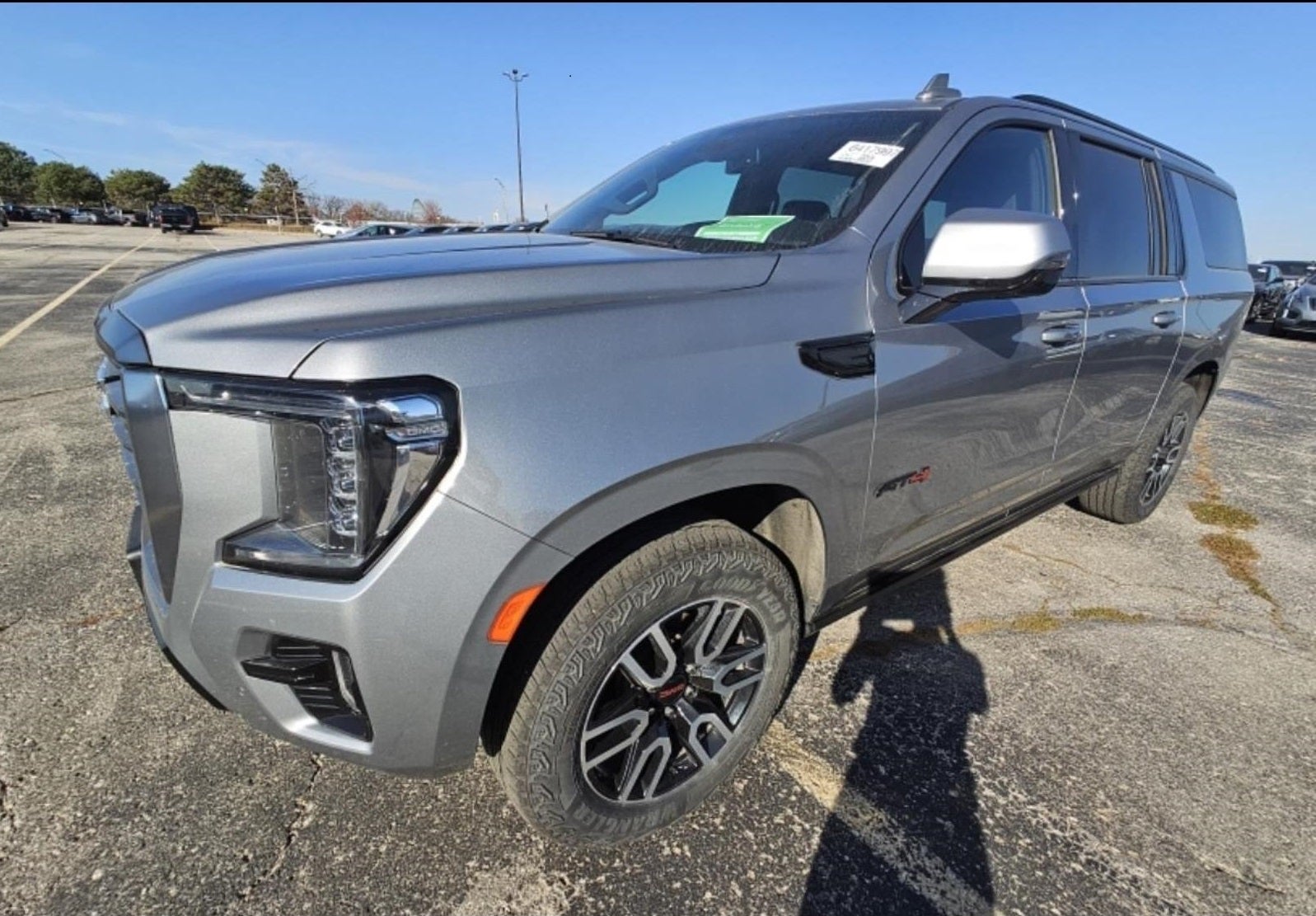 2023 GMC Yukon XL AT4