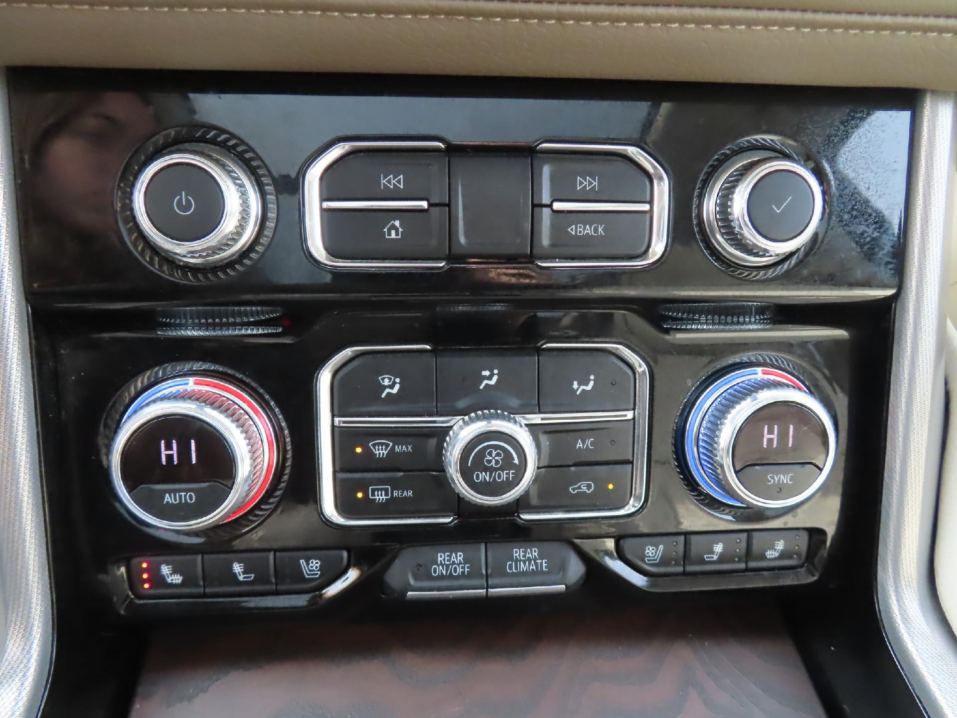 2022 GMC Yukon XL Denali