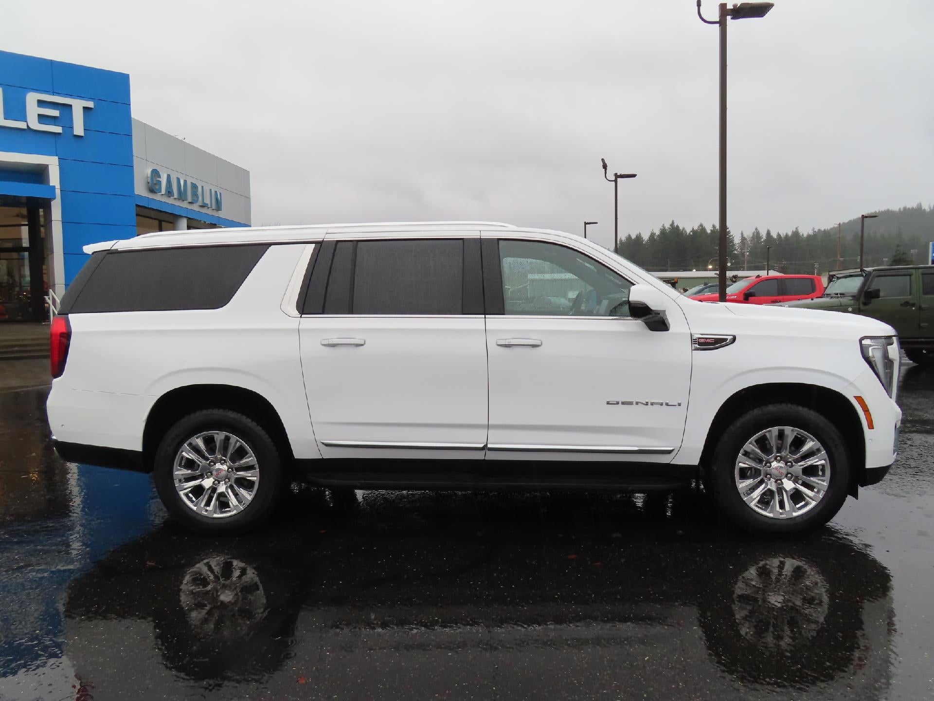 2025 GMC Yukon XL Denali