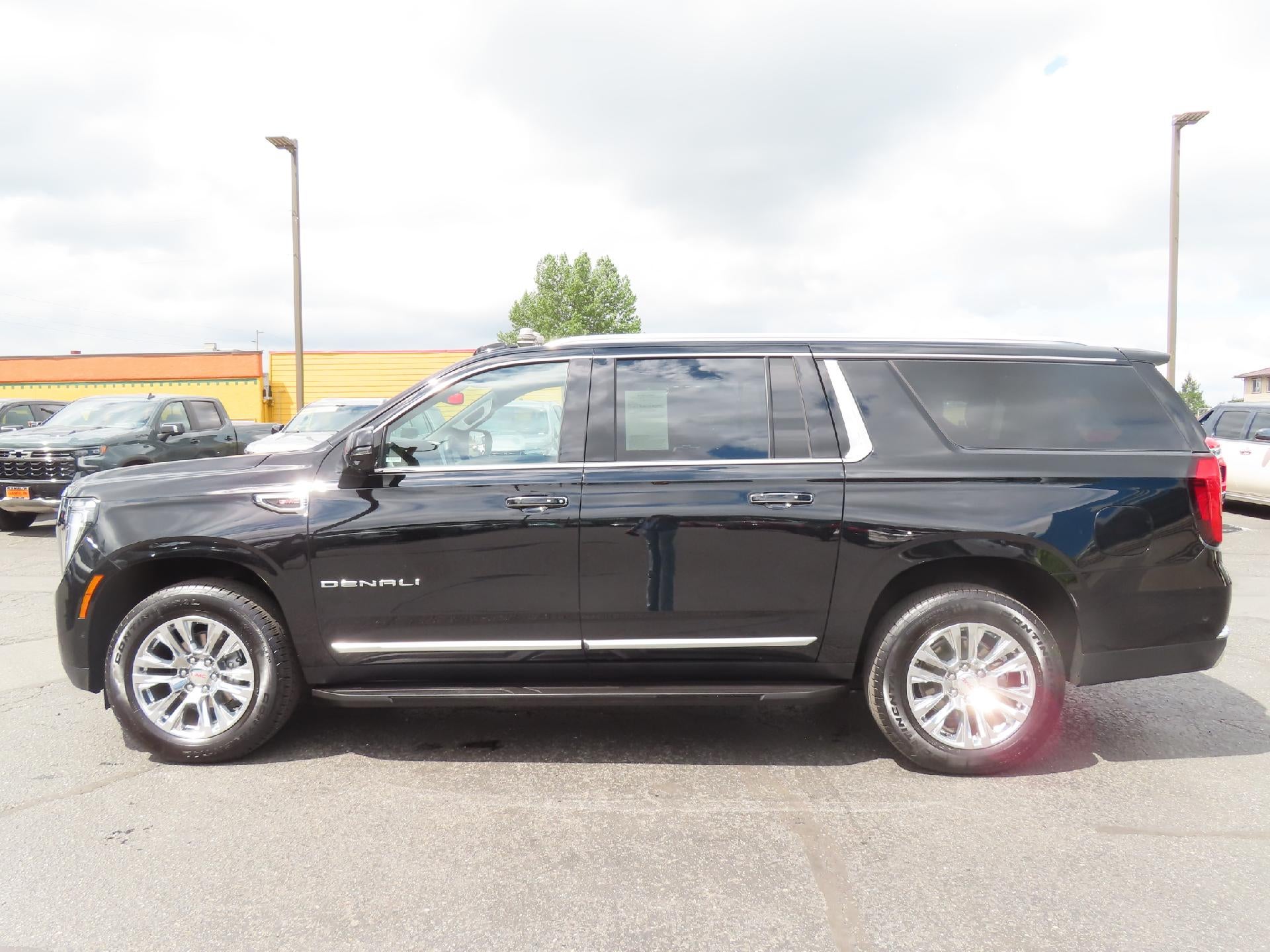2025 GMC Yukon XL Denali