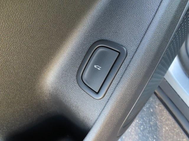 2024 Chevrolet Traverse LS