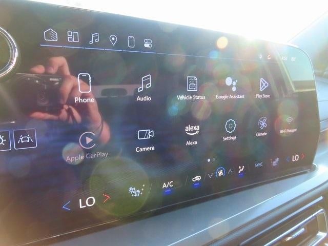 2024 Chevrolet Traverse LS