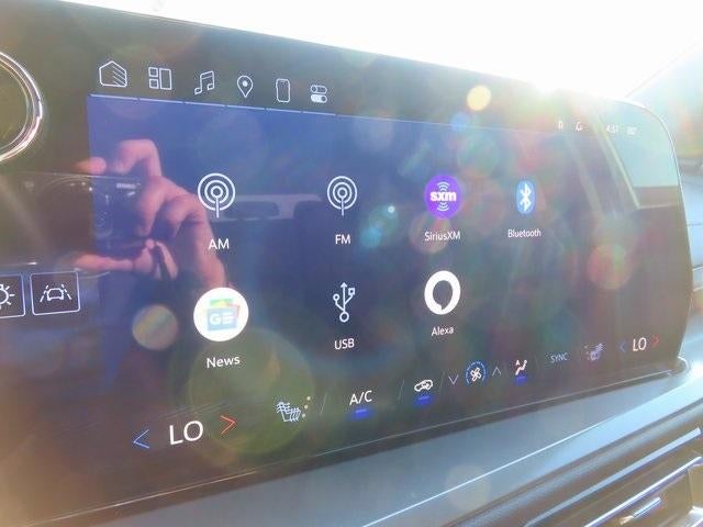 2024 Chevrolet Traverse LS