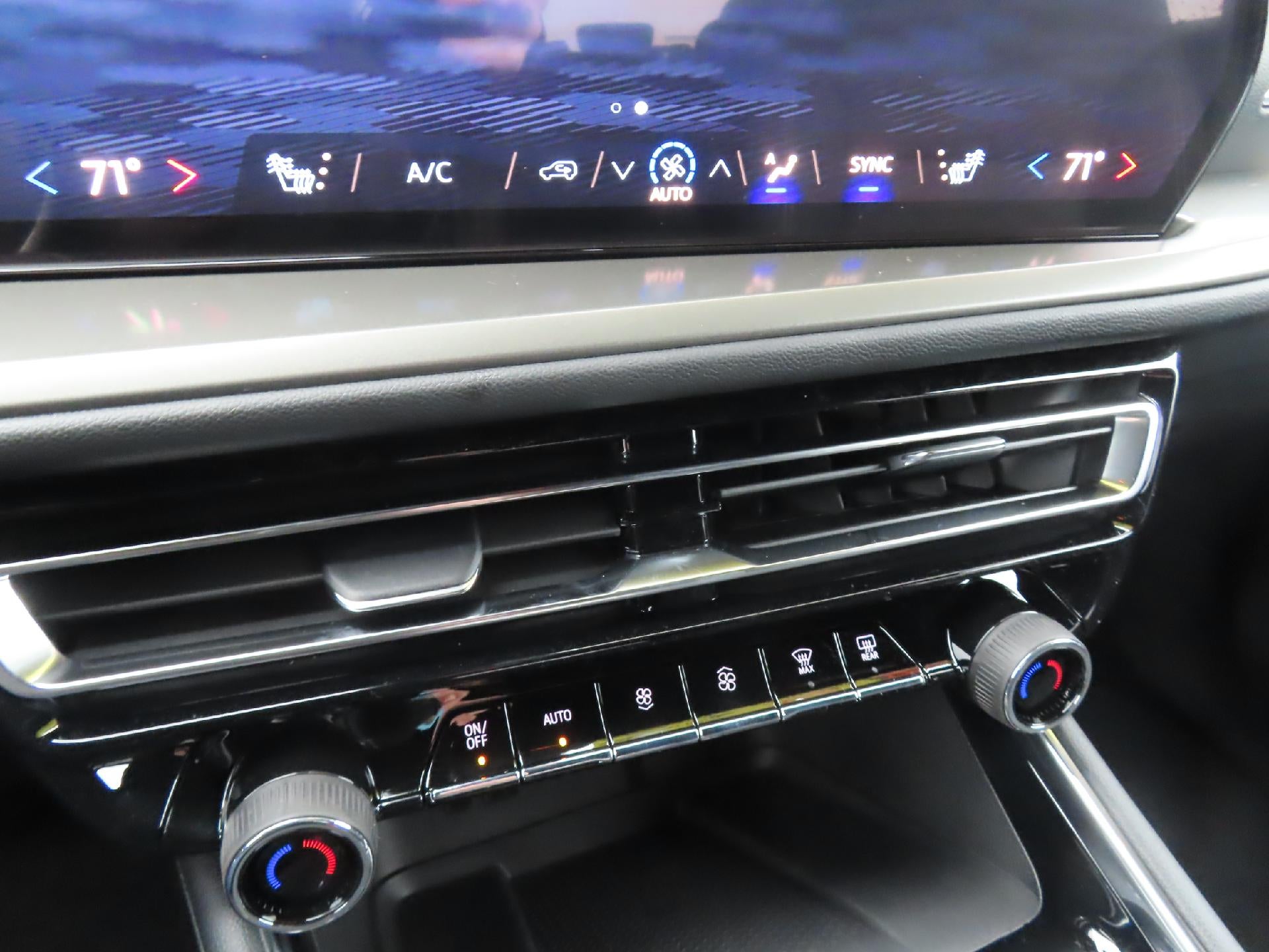 2026 Chevrolet Traverse 1LT