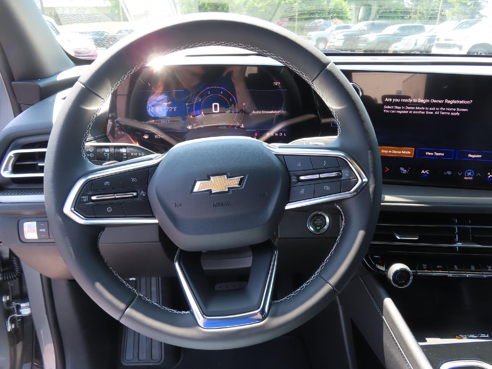 2025 Chevrolet Traverse LT FWD