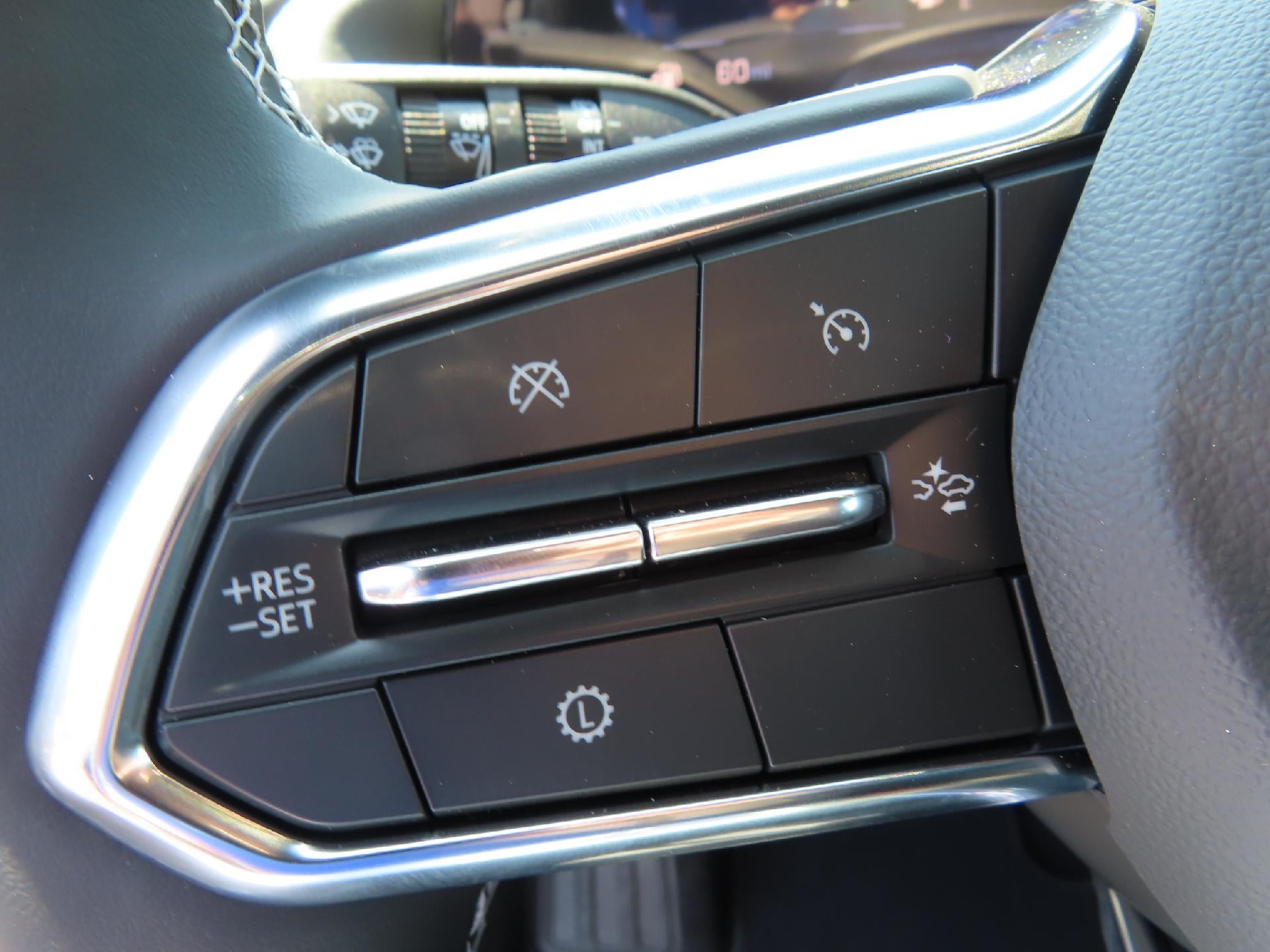 2025 Chevrolet Traverse LT FWD