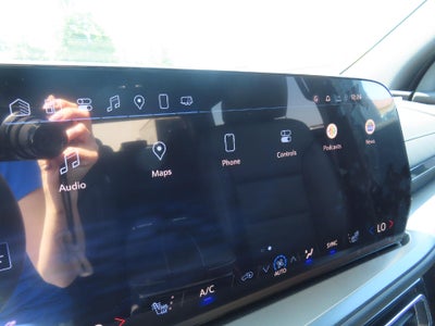 2025 Chevrolet Traverse LT FWD