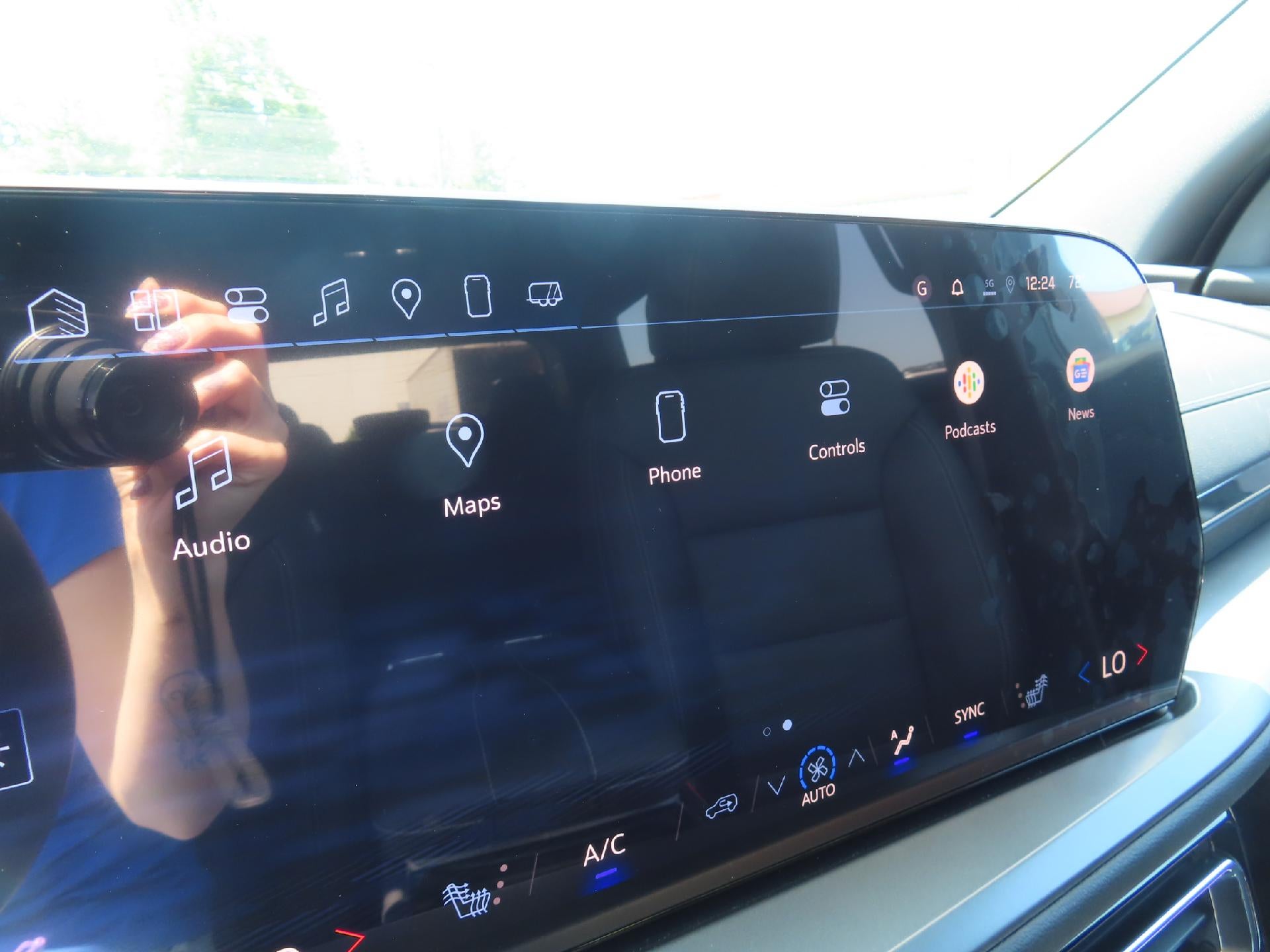 2025 Chevrolet Traverse LT FWD