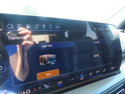 2025 Chevrolet Traverse LT FWD