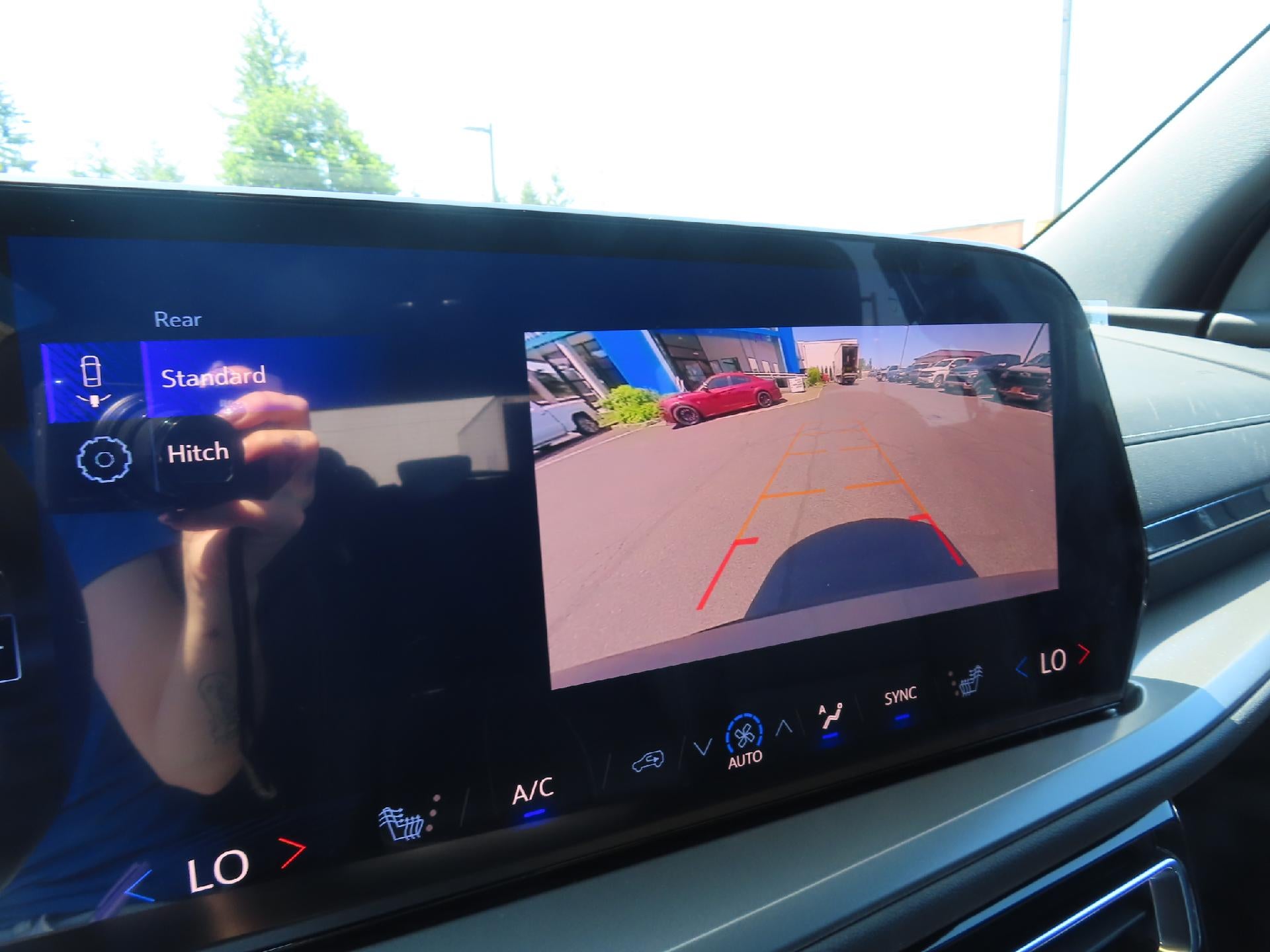 2025 Chevrolet Traverse LT FWD