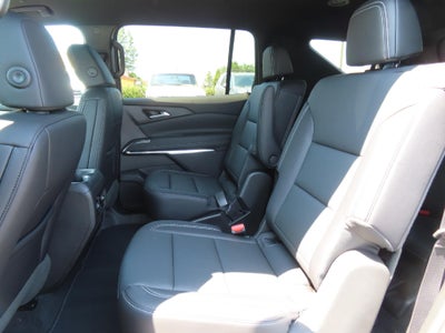 2025 Chevrolet Traverse LT FWD