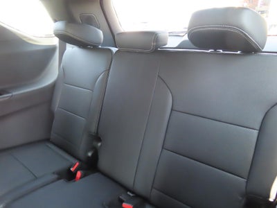 2025 Chevrolet Traverse LT FWD