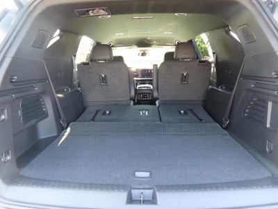 2025 Chevrolet Traverse LT FWD