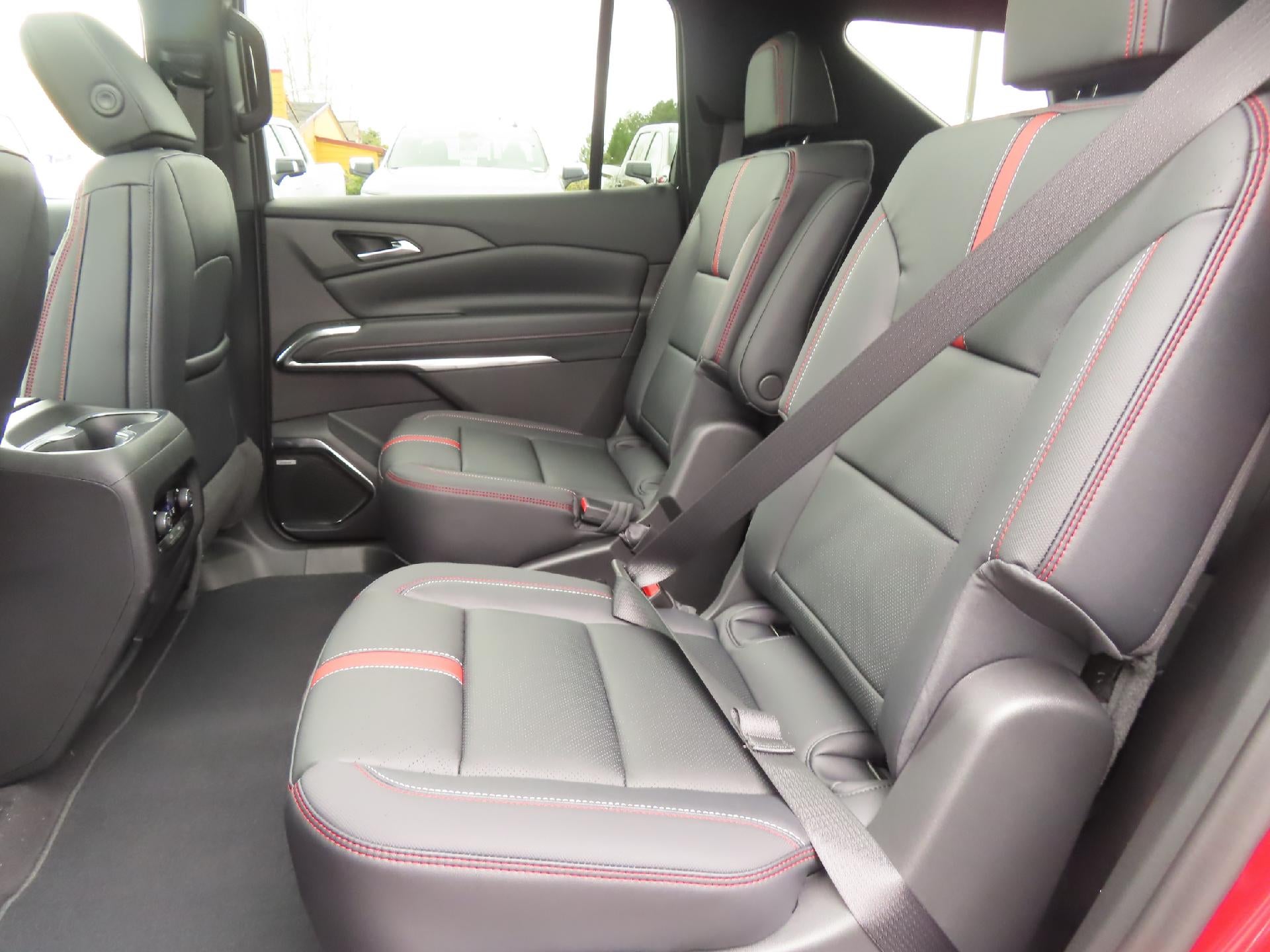 2026 Chevrolet Traverse 1RS