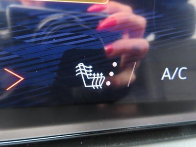 2024 Chevrolet Traverse LS