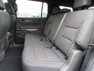 2024 Chevrolet Traverse LS