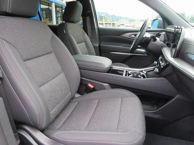 2024 Chevrolet Traverse LS