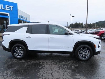 2024 Chevrolet Traverse LS