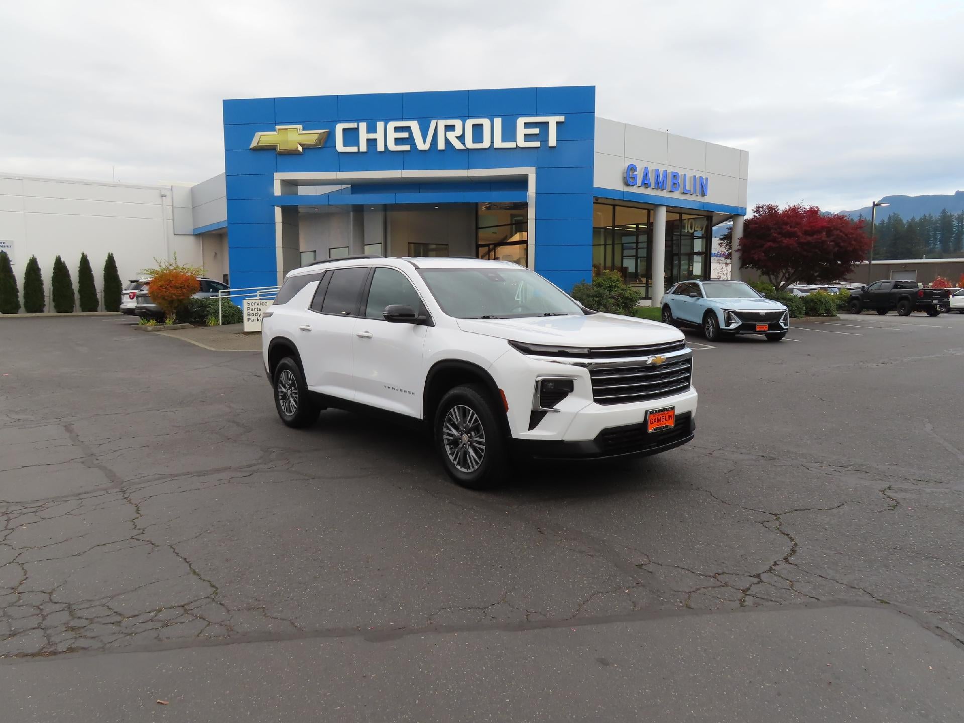 2025 Chevrolet Traverse LT