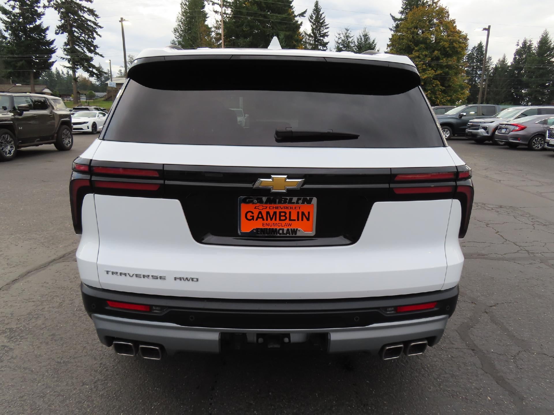 2025 Chevrolet Traverse LT