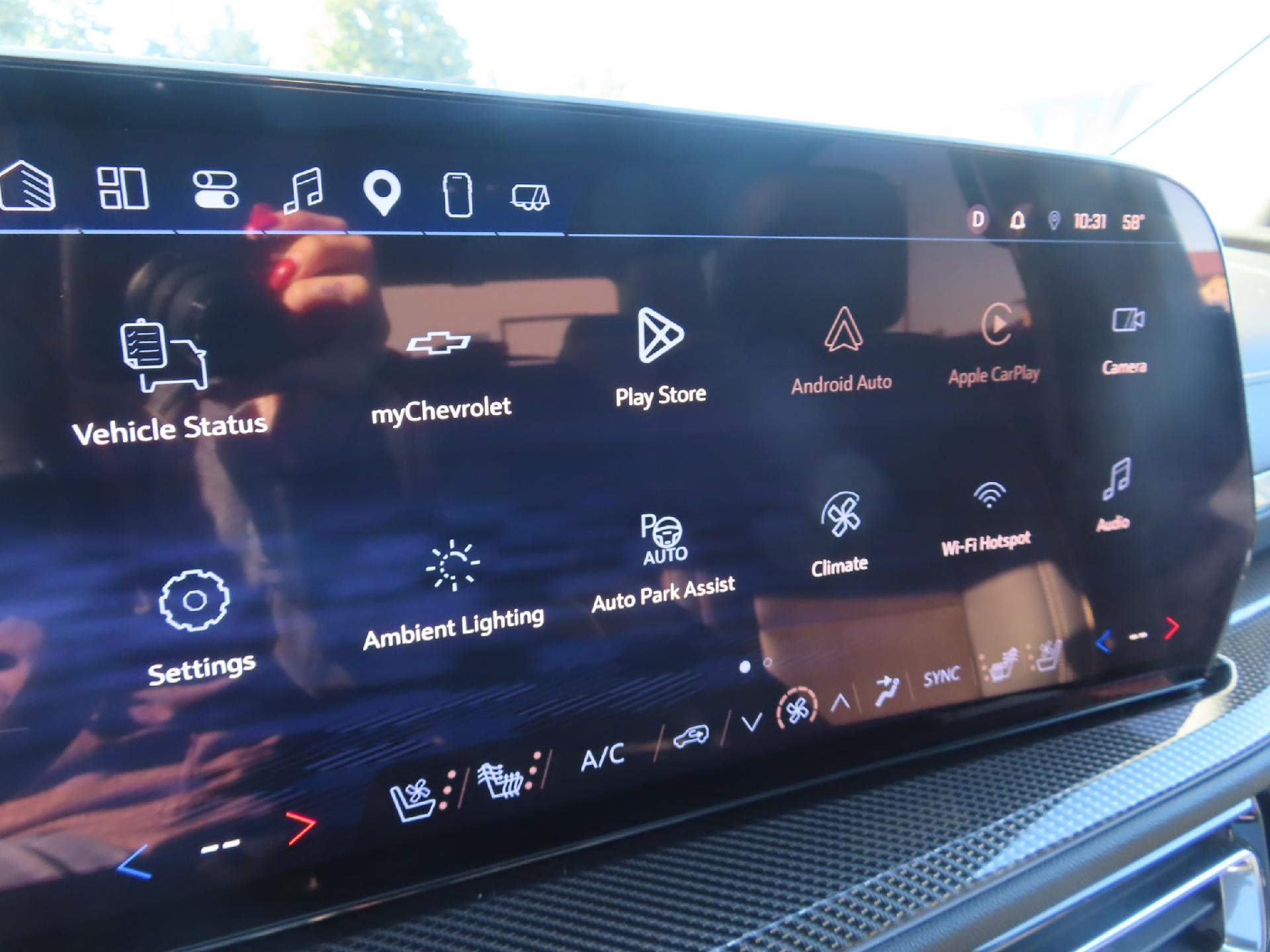 2025 Chevrolet Traverse High Country - Photo 25