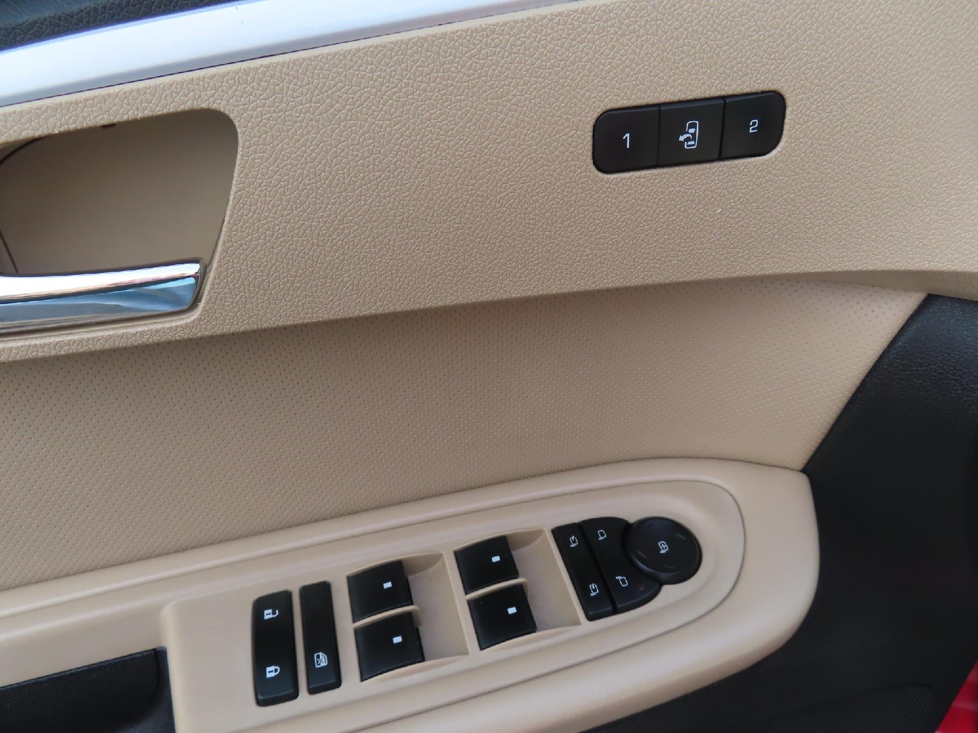 2012 Chevrolet Traverse Base