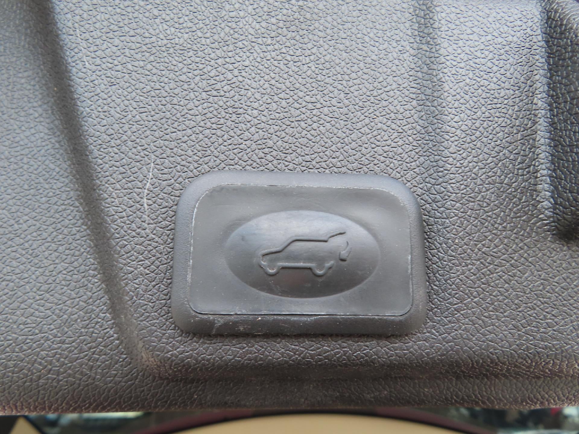 2012 Chevrolet Traverse Base