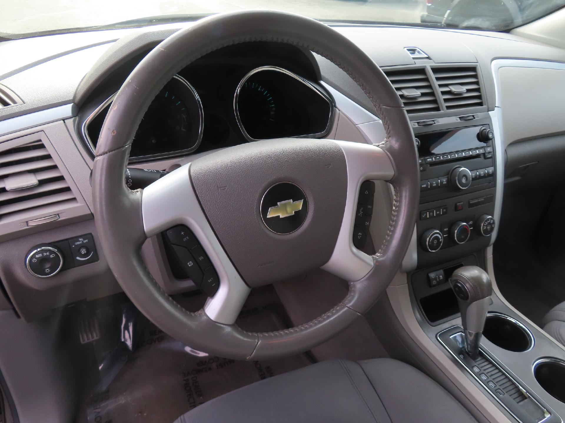 2010 Chevrolet Traverse LT