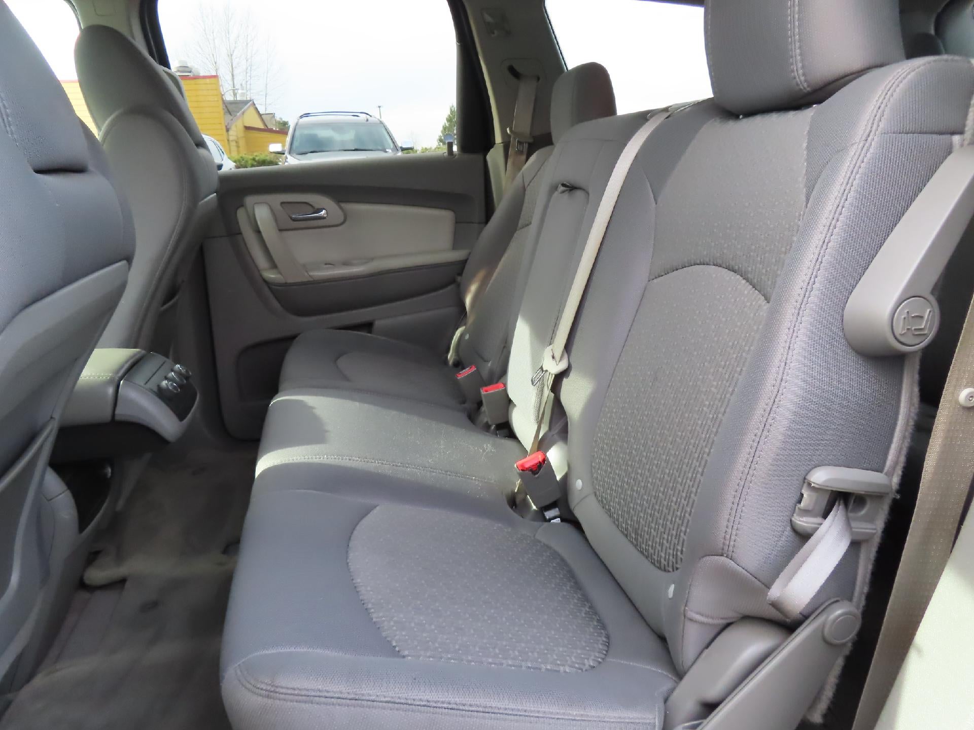 2010 Chevrolet Traverse LT