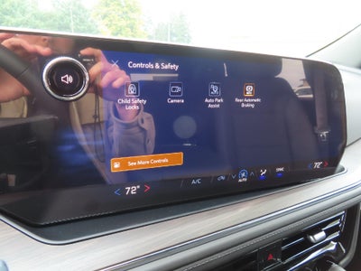 2026 Chevrolet Suburban LS 4WD