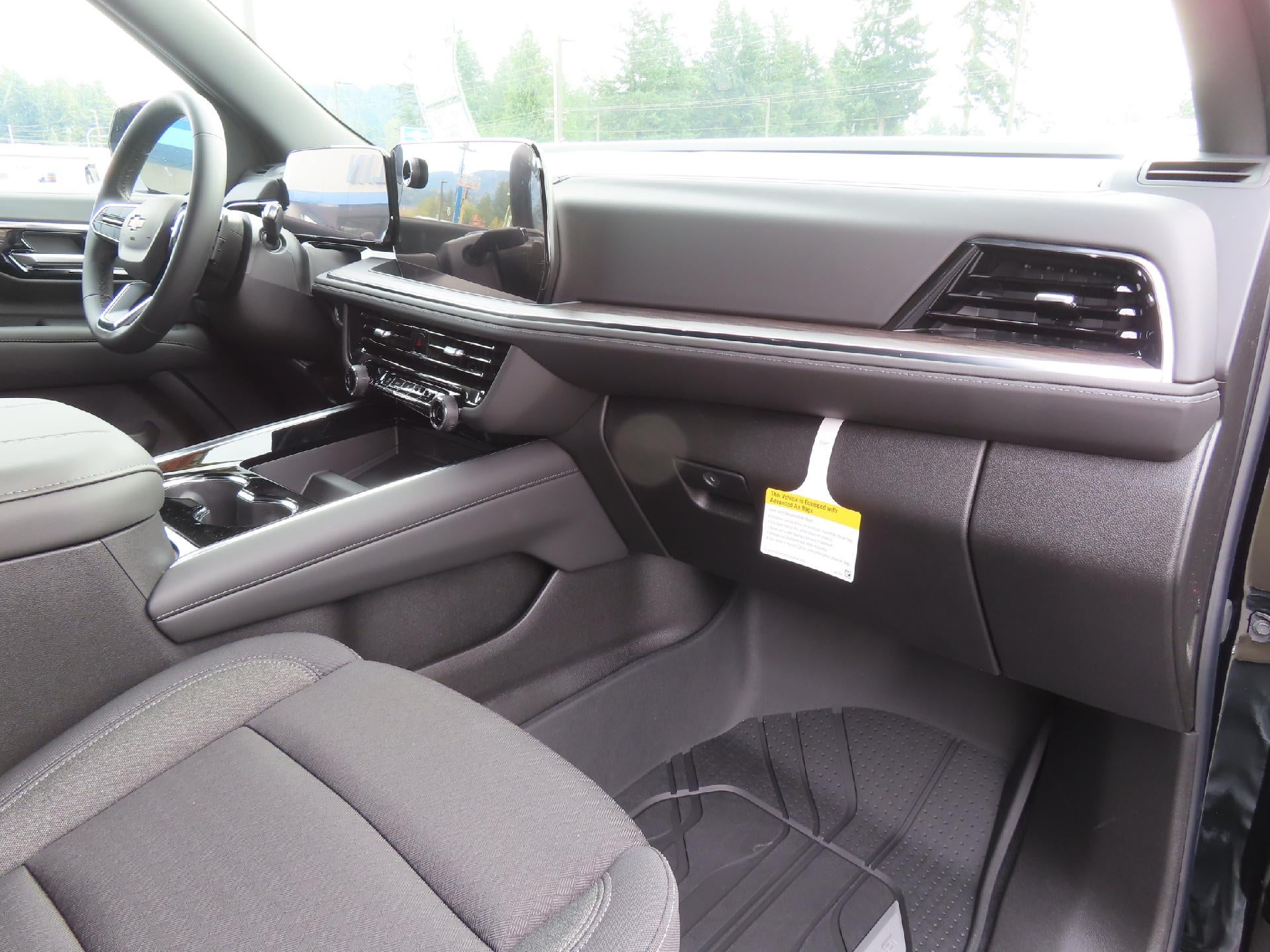 2026 Chevrolet Suburban LS 4WD