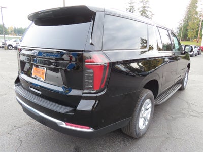 2026 Chevrolet Suburban LS 4WD