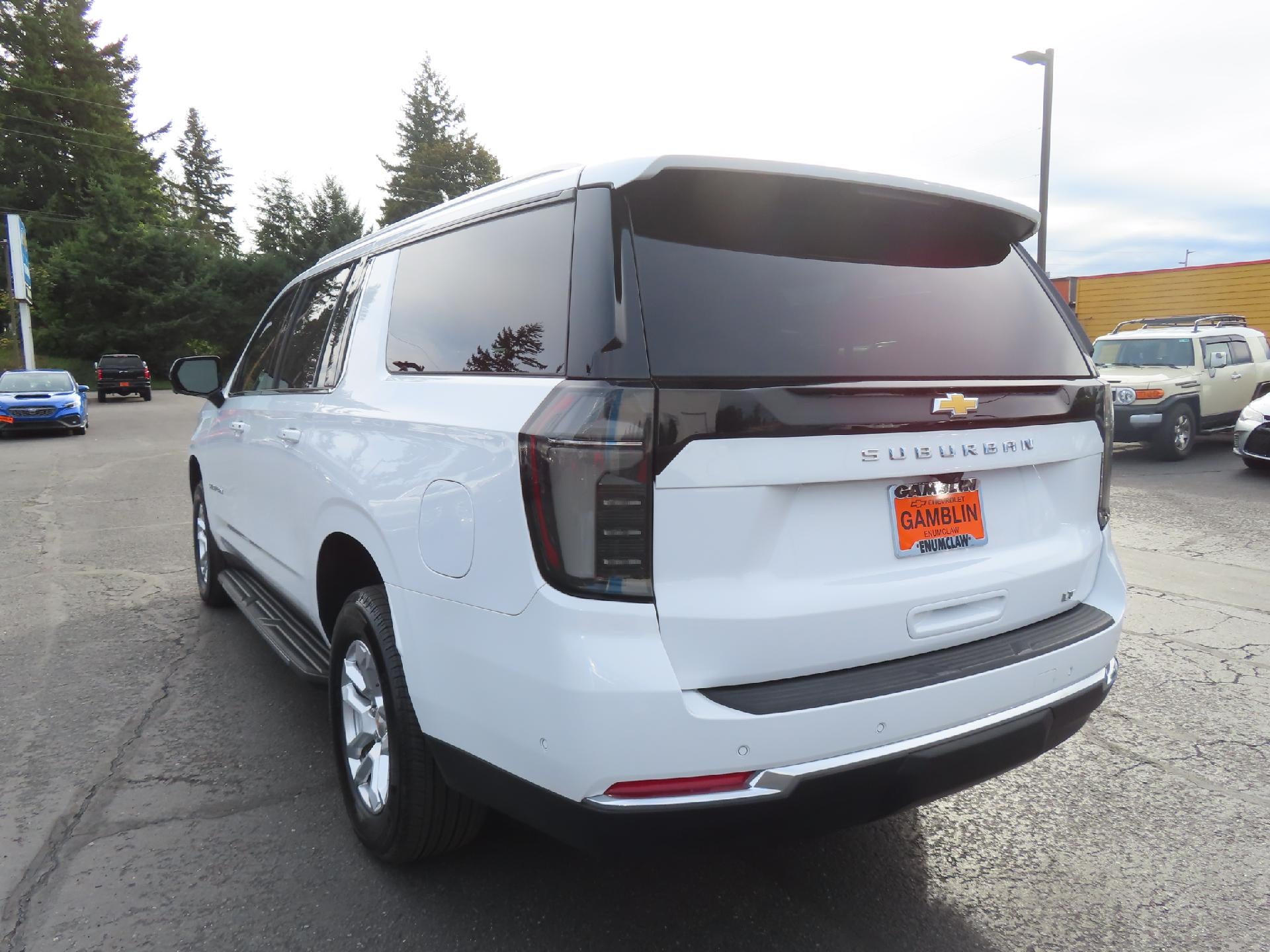 2026 Chevrolet Suburban LT
