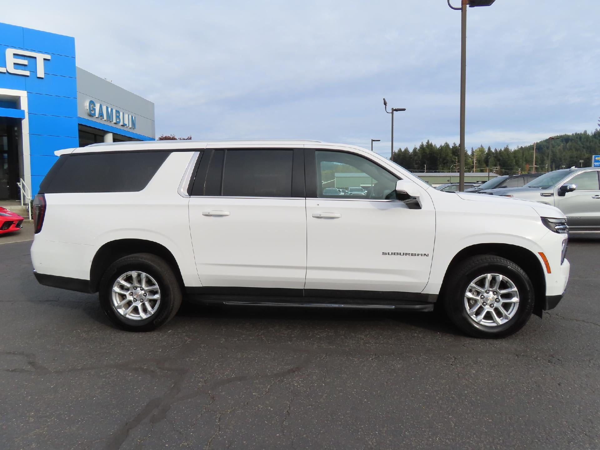2026 Chevrolet Suburban LT