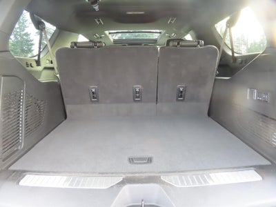 2025 Chevrolet Suburban RST