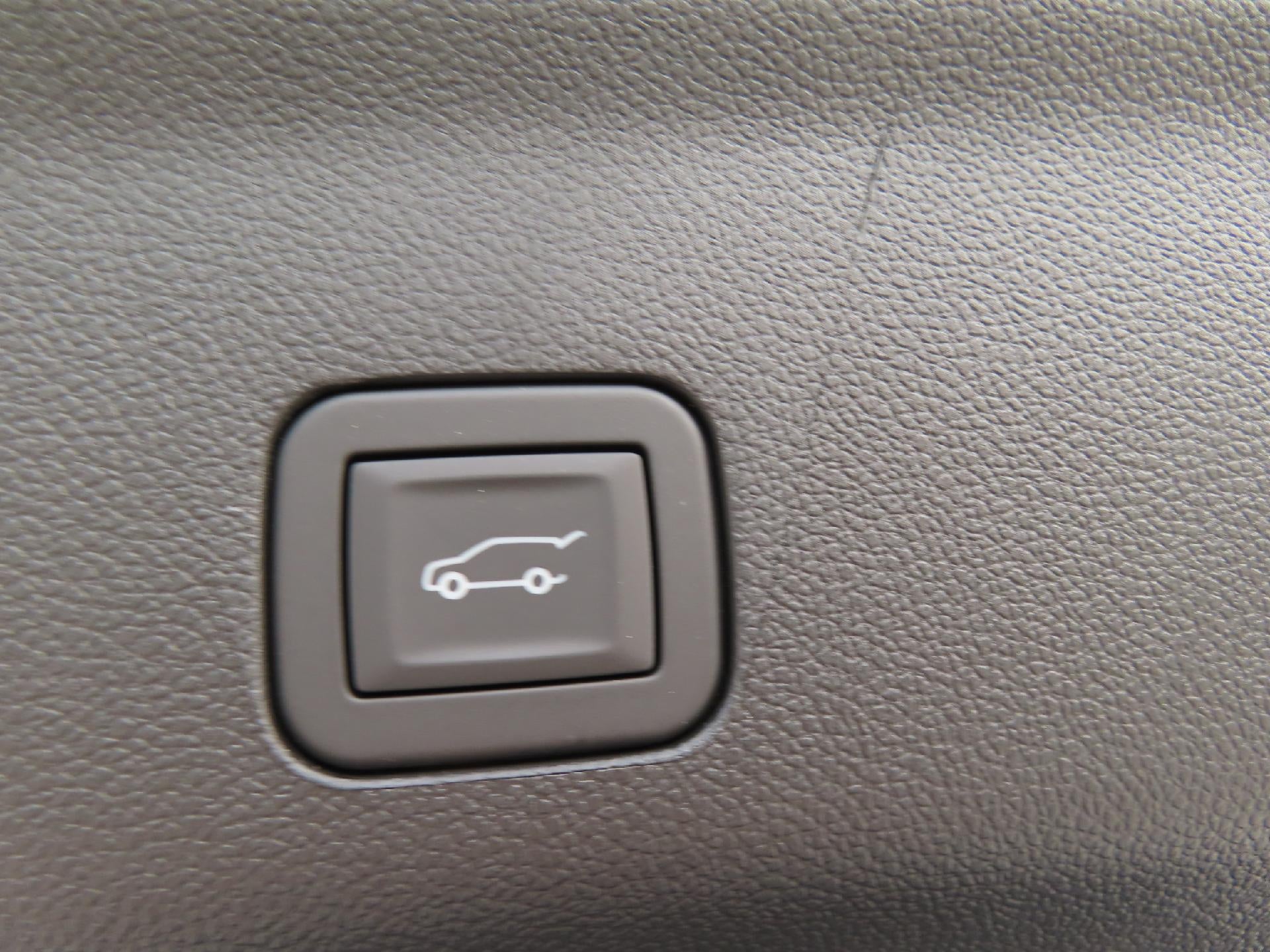 2026 Chevrolet Tahoe RST 4WD