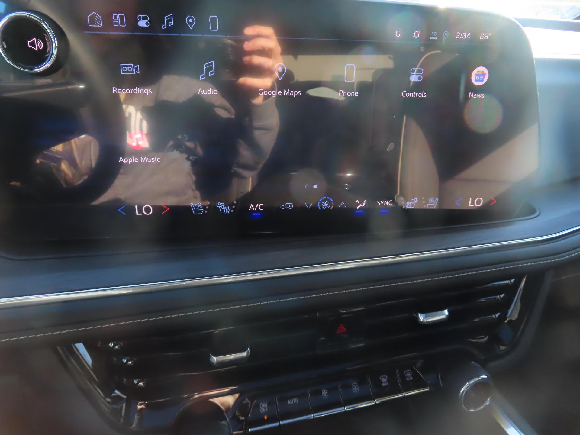2027 Chevrolet Tahoe Premier - Photo 32